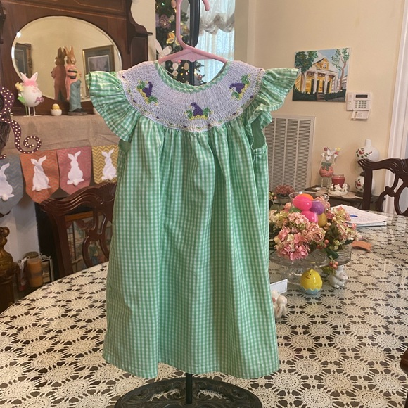 Bella Mia Kids Smocked Toddler Girls Mardi Gras Theme Dress size 3T - Picture 14 of 16